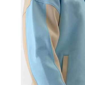Veste universitaire bleu clair pour homme, avec empiècements en polaire, style décontracté pour l'automne, coupe classique, col rabattu, fermeture boutonnée - Product Image 2
