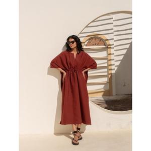 Vestido Midi Bohemio de Lino y Algodón Rojo Óxido, Cintura Ajustable, Corte Holgado, Estilo Veraniego Informal - Product Image 2