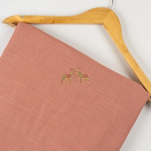 Nouvelle collection premium, tissu en coton slub teint uni léger, idéal pour la fabrication de housses de coussin - Product Image 5