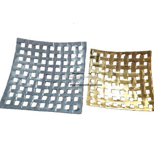 Venta al por mayor de aluminio personalizado de oro moderno hecho a mano bandeja decorativa decoración del hogar Metal de lujo elegante bandeja de fruta - Product Image 4