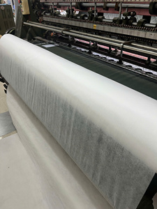 Muy suave 60 pulgadas de ancho color blanco INTERLINING/MEX/SCRIM 15 GRAM NEGRO Hecho de 100% poliéster crudo de Vietnam - Product Image 2