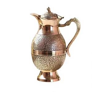 Carafe à eau en laiton, vaisselle traditionnelle, pichet artisanal finition dorée, pot à eau décoratif, style vintage, vaisselle de service - Product Image 5