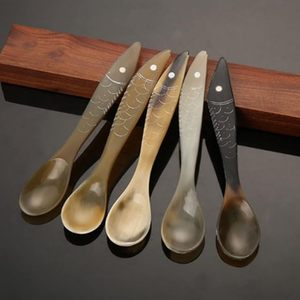Cuchara Artesanal de Cuerno de Búfalo, Cucharas de Postre y Caviar de Cuerno Natural con Diseño de Pez en el Mango - Product Image 6