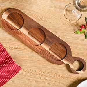 Bandeja de servir de madera estilo occidental para restaurante, bandejas de servir de madera sostenible, platos decorativos de madera maciza. - Product Image 5