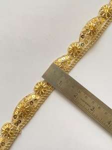 Tissu Organza Personnalisé Élégant et Intemporel, Brodé de Paillettes, Perles et Dentelle, Motif Floral Écologique, Style Professionnel, avec Strass - Product Image 6