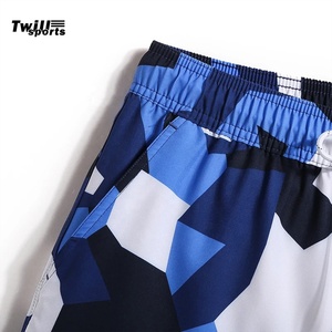 2025 pantalones cortos de entrenamiento informales ecológicos de algodón 100% de corte holgado para hombres al por mayor con bolsillos y logotipos para uso en gimnasio al aire libre - Product Image 4