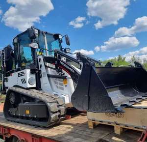Retroexcavadora Usada Hydro Mek 62T con Tracción en las 4 Ruedas, Cargadora Compacta para Trabajos Agrícolas y en Obras - Product Image 5