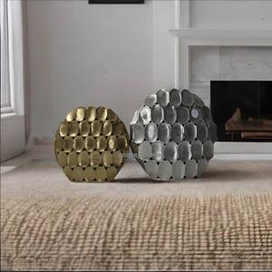 Vases et pots en laiton modernes de luxe, personnalisables, pour la décoration de bureau et de jardin, faits à la main, concept écologique pour la maison - Product Image 1