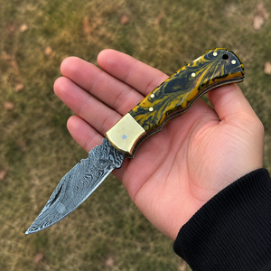 Damascus Steel <b>Drop</b> Point Hunting Knife With Yellow Marbled Handle And Leather Sheath Model 1661 - Product Image 6