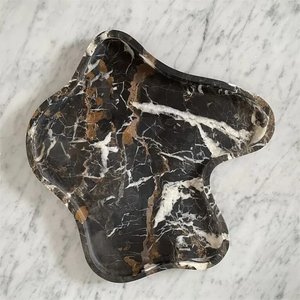 Bols en marbre noir et or, design irrégulier unique, décoration de maison de luxe faite à la main, bol à fruits, style moderne - Product Image 6