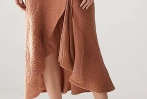 Paréo de plage d'été éthique style bohème chic indien, asymétrique, respirant, en Spandex/Coton, design bohème, essentiel pour maillot de bain - Product Image 4