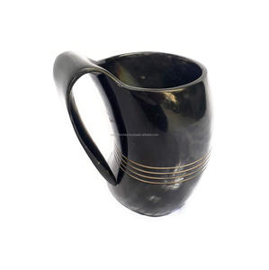 Taza de Cerveza Artesanal de Lujo Rústica Ecológica de Cuerno de Búfalo con Tapa Deslizante Antiderrames 500ml para Festivales de Cerveza y Eventos Indios - Product Image 1