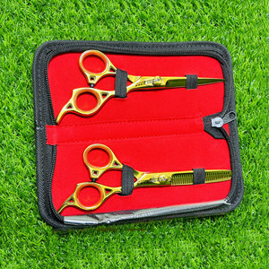 Juego de Tijeras Profesionales para Cortar y Entresacar Cabello, Estilo Moderno, Chapadas en Oro, para Barbería y Peluquería - Product Image 1