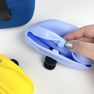 Pochette à friandises pour chien en silicone réutilisable mains libres, clip, imperméable, résistant aux odeurs, sac à friandises facile d'accès pour l'entraînement, les promenades - Entraîneur - Product Image 4