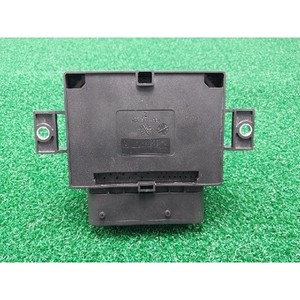 ECU และโมดูลคอมพิวเตอร์มือสองสำหรับรถยนต์ซีรีส์ 5 รุ่น EB686327704 - Product Image 2