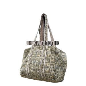 Grands sacs de sport à fleurs en coton pour femmes, tissu matelassé fait à la main, fermeture éclair, accessoires de voyage colorés, cadeaux de vacances - Product Image 3