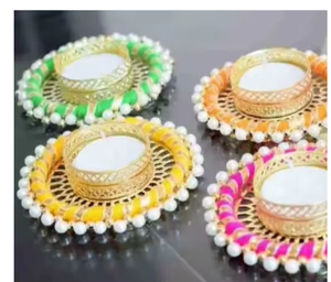 Support de bougie circulaire en laiton fait main avec tissu rose et bordure en perles, décoration d'intérieur - Product Image 5