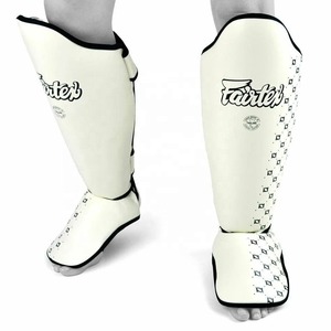Espinilleras de Cuero Fairtex para Muay Thai, Personalizadas, Ecológicas, Profesionales, para Entrenamiento de Kickboxing al Aire Libre - Product Image 1