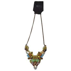 MN EXPORTS จี้รูปนางฟ้าเรซิ่นเคลือบเงาคุณภาพสูง ดีไซน์จากธรรมชาติ เป็นมิตรต่อสิ่งแวดล้อม ประดับด้วยดอกไม้จริง สามารถปรับแต่งได้ - Product Image 1