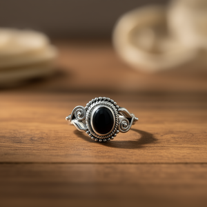 แหวนออนิกซ์สีดำ น้ำหนัก 3.8 กรัม - Product Image 3