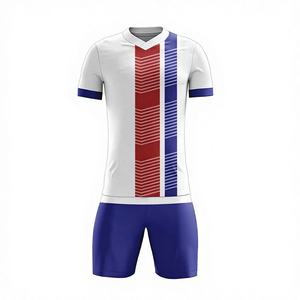 Ensembles de maillots de football pour hommes, respirants, à séchage rapide, légers, grandes tailles, shorts |   Tenue de football personnalisée pour équipe, logo avant, 100% personnalisable - Product Image 1