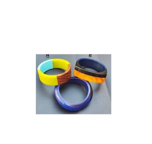 Pulseras de Resina Epoxi Hechas a Mano de Primera Calidad, Acabado Brillante Transparente, Joyería Elegante y Duradera para Mujer, Diseño Floral, a la Moda - Product Image 3