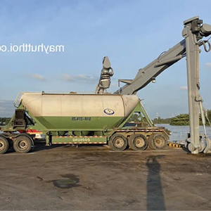 Descargador de Cemento de Ingeniería Personalizado para Uso Industrial en Puertos y Terminales - Product Image 1