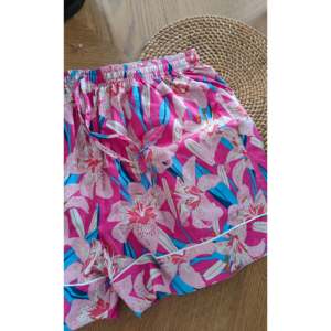 Pantalones cortos de dormir para mujer, color rosa, marca Lillies Sale, talla M - Product Image 1