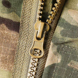 Tenue de chasse sur mesure, vêtements d'extérieur pour la chasse avec un design en matériaux robustes et durables - Product Image 5