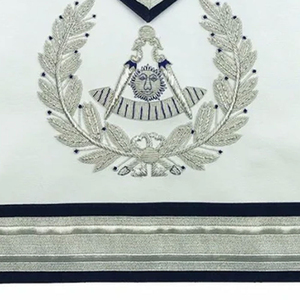Tablier Maçonnique de Luxe Personnalisé pour Grades Maçonniques Alliés, en Velours Vert avec Corps Blanc, Ceinture Réglable, Tenue de Régalia Premium - Product Image 2