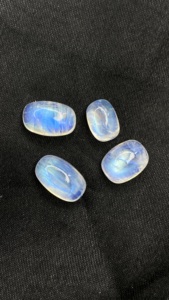 Lote certificado de piedras sueltas de piedra lunar natural arcoíris con forma de cojín, cabujones de 13.74 quilates para joyería - Product Image 3