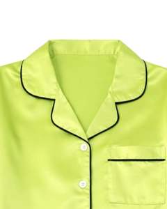 Ensemble de pyjama pour femme en satin vert lime personnalisé, manches courtes, boutonné, style soie, deux pièces, ensemble de vêtements de nuit, shorts de détente - Product Image 5