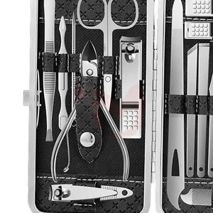 Ensemble de coupe-ongles professionnel luxueux de 19 pièces, durable, multifonctionnel 6-en-1, en acier inoxydable, outil de manucure et de pédicure portable - Product Image 3
