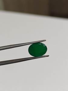 Esmeralda Verde de Alta Calidad de 5.23 ct, Forma Ovalada, Gema Natural para Diseño de Joyería Personalizada - Product Image 4