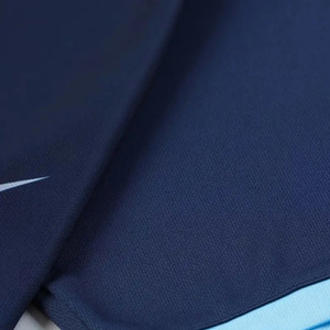Conjunto de Camiseta de Fútbol Sublimada con Degradado Azul Marino para Hombre, Manga Corta, Absorbe la Humedad, Ajuste Atlético, Uniforme de Fútbol - Product Image 4