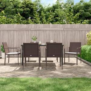 Ensemble de salle à manger de jardin marron avec coussins blancs crème, comprenant une table et des chaises noires - Product Image 1
