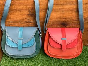 ออกแบบใหม่ผู้หญิงของแท้หนังหลายสีกระเป๋าถือร้อนขายกระเป๋าเงินรีไซเคิลผู้หญิงสไตล์ที่ไม่ซ้ํากันหลายใช้กระเป๋าสะพาย - Product Image 2