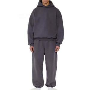 Conjunto de Sudadera con Capucha y Pantalones Deportivos Extra Grandes para Hombre, Color Verde Salvia, Estilo Casual, Traje Deportivo de 2 Piezas - Product Image 3