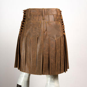Ropa Utilitaria Moderna Personalizada para Hombre, Kilt Escocés de Cuero Marrón a la Moda - Product Image 3