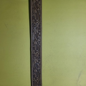 Nuevo Cinturón Vaquero de Cuero Personalizado Hecho a Mano con Hebilla de Cuero y Grabado de Hojas, Cinturón de Cuero Genuino de Grano Completo para Unisex - Product Image 2