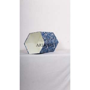 Hermoso Cubo de Basura Indio Hecho a Mano, Moderno, Elegante y Ecológico, con Tapa Abierta y Ruedas, 100% Algodón Estampado con Patrón GEOMÉTRICO - Product Image 4