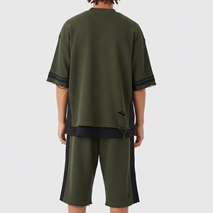 Conjunto de 2 Piezas para Hombre, Camiseta y Pantalones Cortos Oversize 100% Algodón, Estampado Sólido, Ecológico, Estilo Desgastado, Última Tendencia - Product Image 2