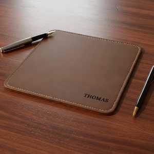 Tapis de Souris en Cuir Véritable Écologique, Tapis de Bureau en Cuir de Vachette Pleine Fleur pour Boutiques de Cadeaux LMP-0064 - Product Image 1