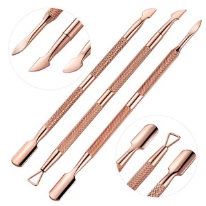 Pousse-cuticules double embout carré en acier inoxydable rose doré, réutilisable, outil de manucure avec poignée texturée et pointes de précision pour le soin des cuticules - Product Image 1