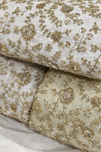Fournisseur en gros de tissus en soie brodés de perles, Fabricant de tissus en soie brodés de perles en Inde, Tissu en soie brodé avec des perles F - Product Image 4