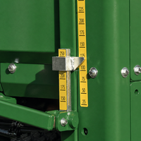 Aérateur profond monté sur tracteur avec une profondeur de travail de 275 mm pour les terrains de golf et les gazonnages sportifs - Prix de dépôt