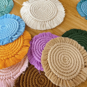 Posavasos de macramé con flecos, Posavasos tejidos, Posavasos con borlas, Base para velas de macramé, Decoración de mesa bohemia, Decoración de cocina - Product Image 6
