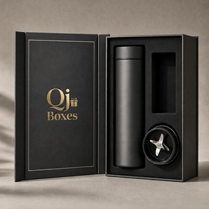 Boîte cadeau rigide magnétique personnalisée pour ensemble de bouteille d'eau, de gobelet de fitness et de mixeur avec insert en mousse - Product Image 6