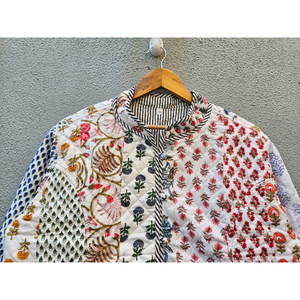 Veste en coton matelassée réversible faite à la main, patchwork floral vintage, manteau pour femme, vêtement d'extérieur respirant, cadeau pour elle - Product Image 4