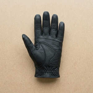 Gant de golf personnalisé en cuir Cabretta pour gaucher, antidérapant, en cuir souple avec panneaux perforés, ajustement flexible pour la main, fermeture sportive au poignet, OEM, marque privée - Product Image 5